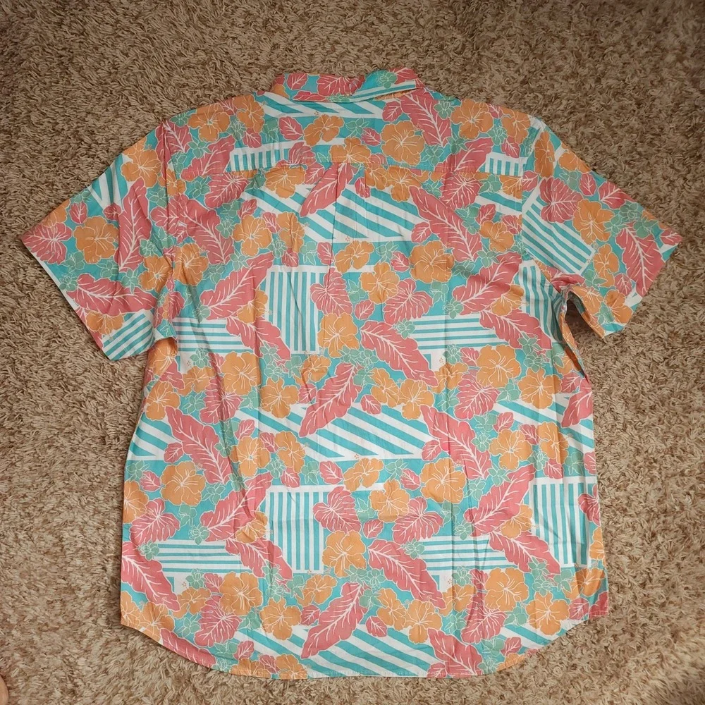 NWT Chubbies Hawaiian‎ Floral Mens XL Oxford Short Sleeve Button Up Shirt